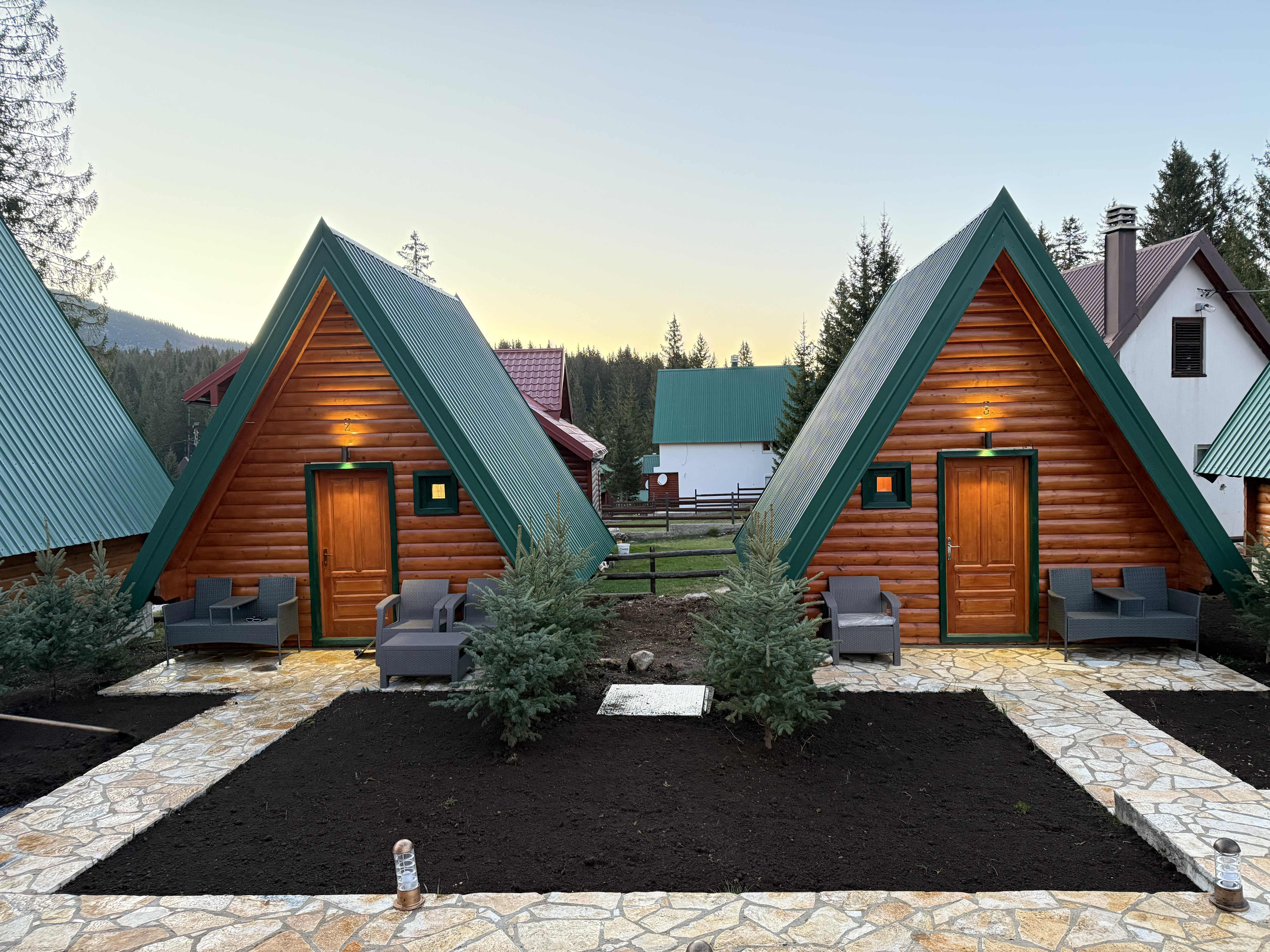 Old Story Chalet outside picture chalets